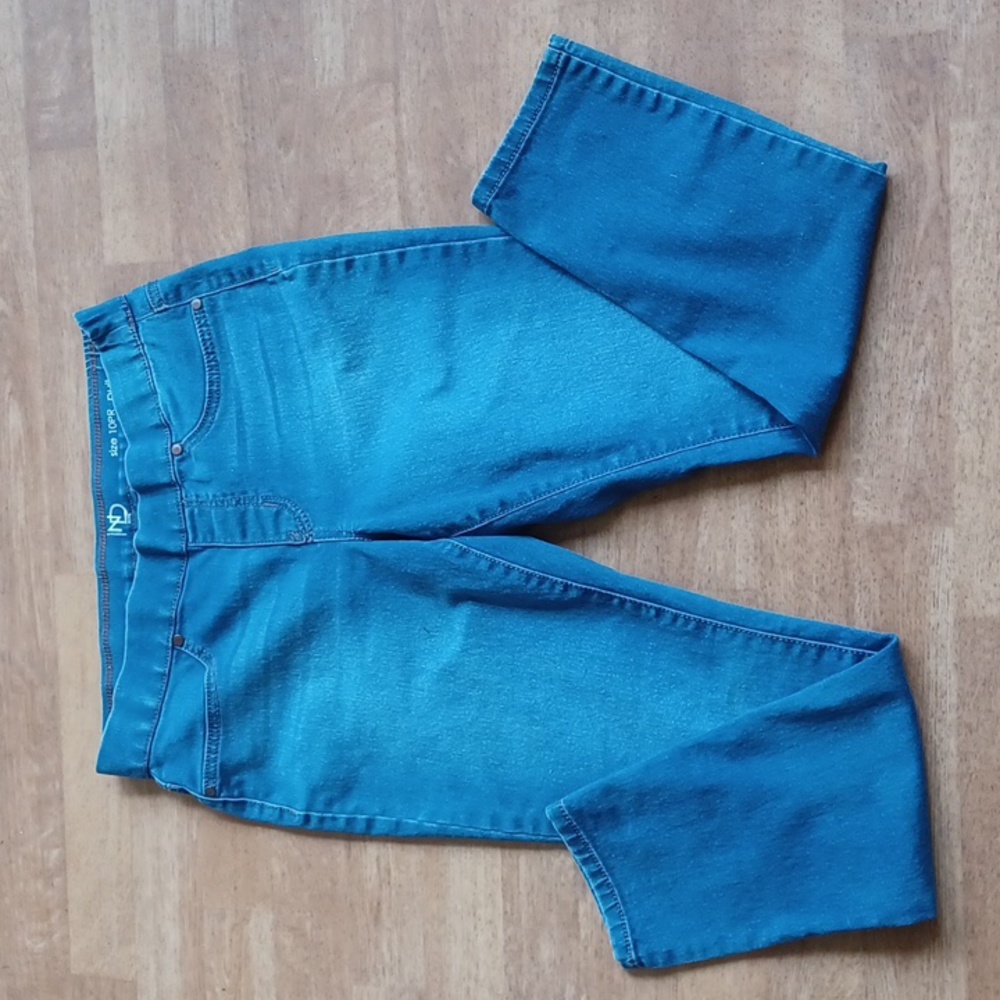 New direction pull on jeans stretch size 8 P